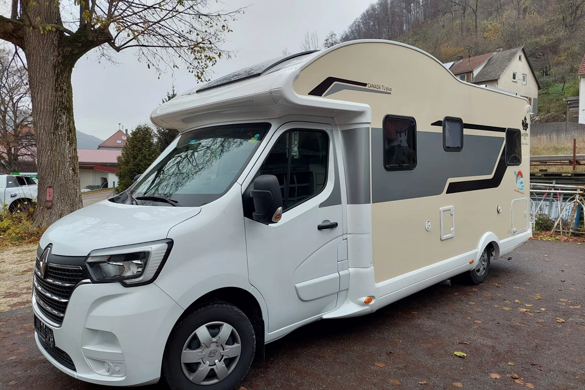 Wohnmobilhändler: Wohnmobile Röder