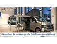 Wohnmobilhändler: California Wohnmobil Ausstellung von Volkswagen Borgmann Krefeld. - VW Nutzfahrzeuge Borgmann