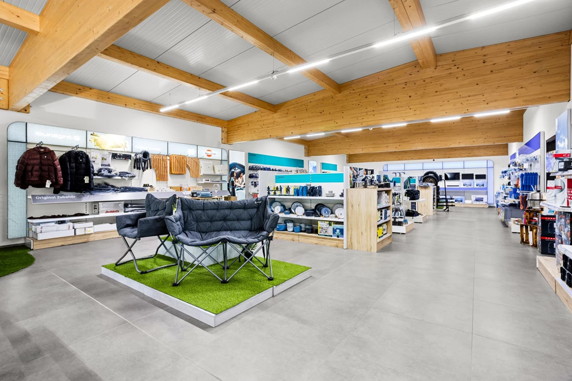 Wohnmobilhändler: Zubehörshop für Camping- und Wohnmobilzubehör - Reisemobile MKK