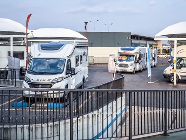 Wohnmobilhändler: FUSTINONI SPORT
