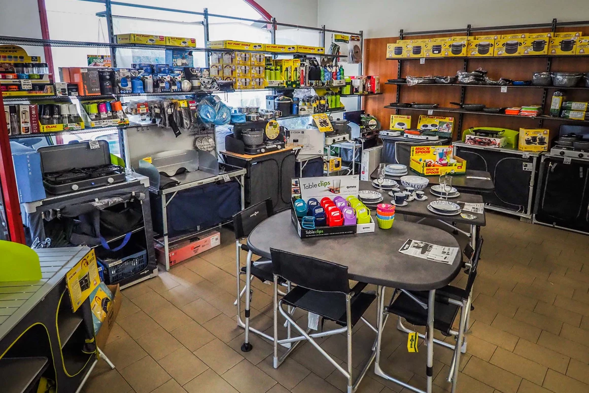 Wohnmobilhändler: FUSTINONI SPORT