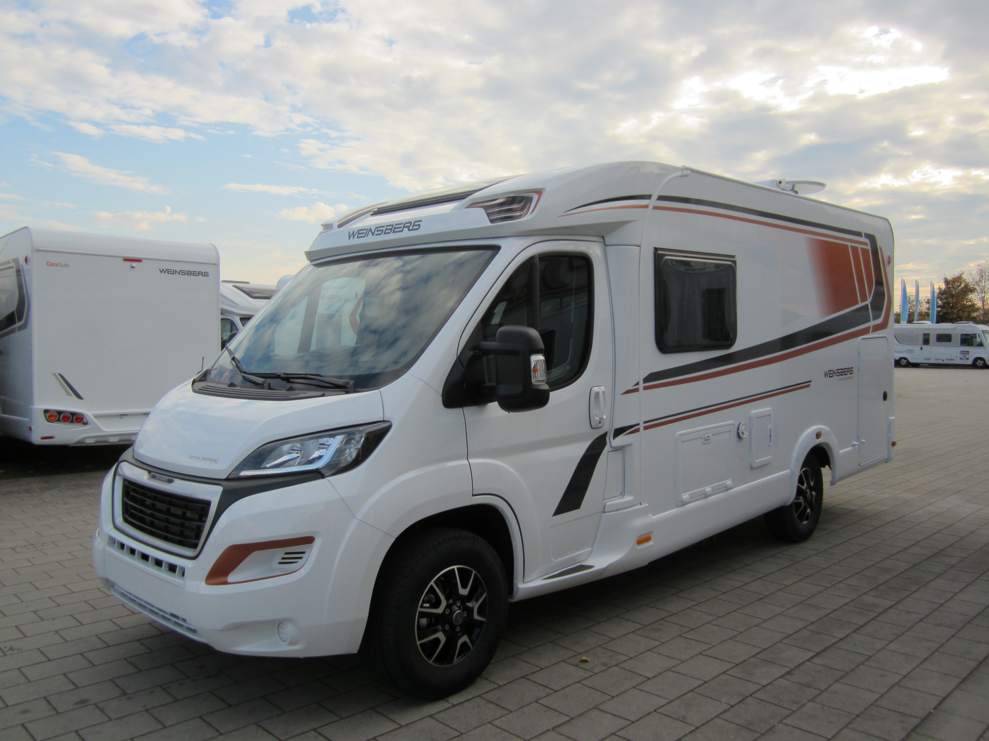 Caravandealer - Caravan Daalmann GmbH Weinsberg CaraCompact 600 MEG PEPPER