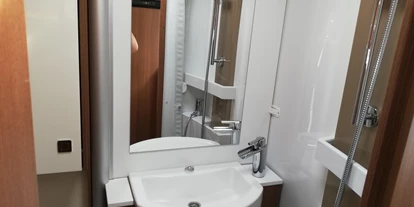 Caravan dealer - geeignet für: Pärchen - Reisemobile Zill LMC - Explorer I 675 G Comfort