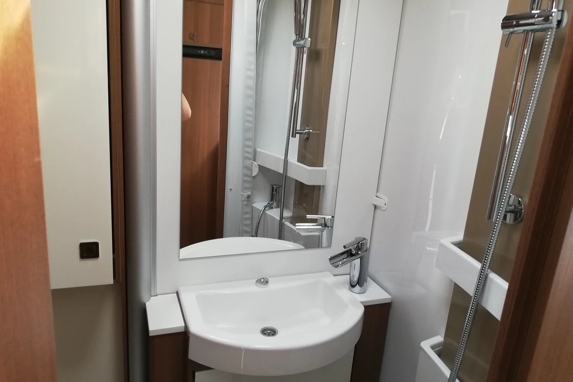 Camper mieten: LMC - Explorer I 675 G Comfort