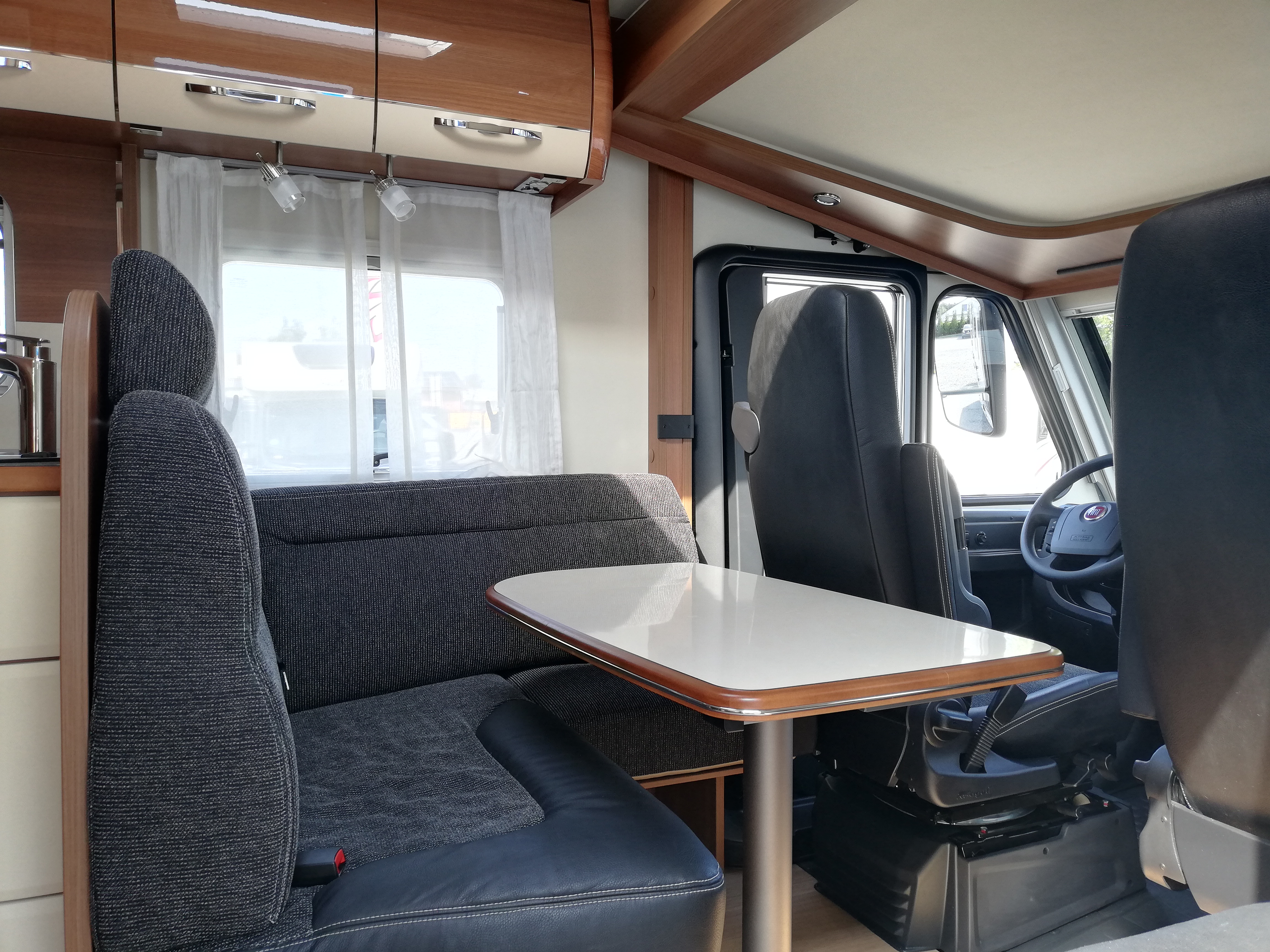 Camper mieten: LMC - Explorer I 675 G Comfort