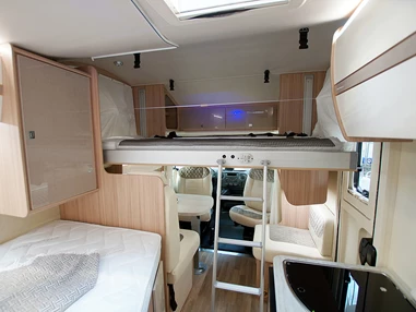 Camper mieten: Ahorn Camp 590 Wohnmobil bei AlbCamper