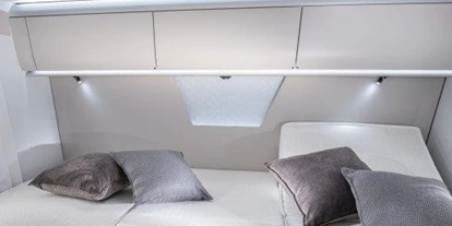 Caravandealer - Baden-Württemberg - Wohnmobile Röder ADRIA Matrix Axess
