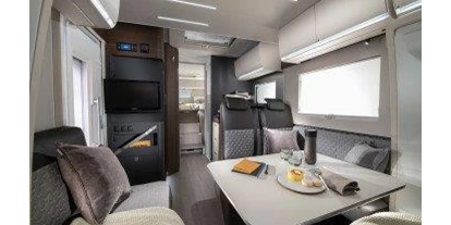 Caravandealer - Baden-Württemberg - Wohnmobile Röder ADRIA Matrix Axess