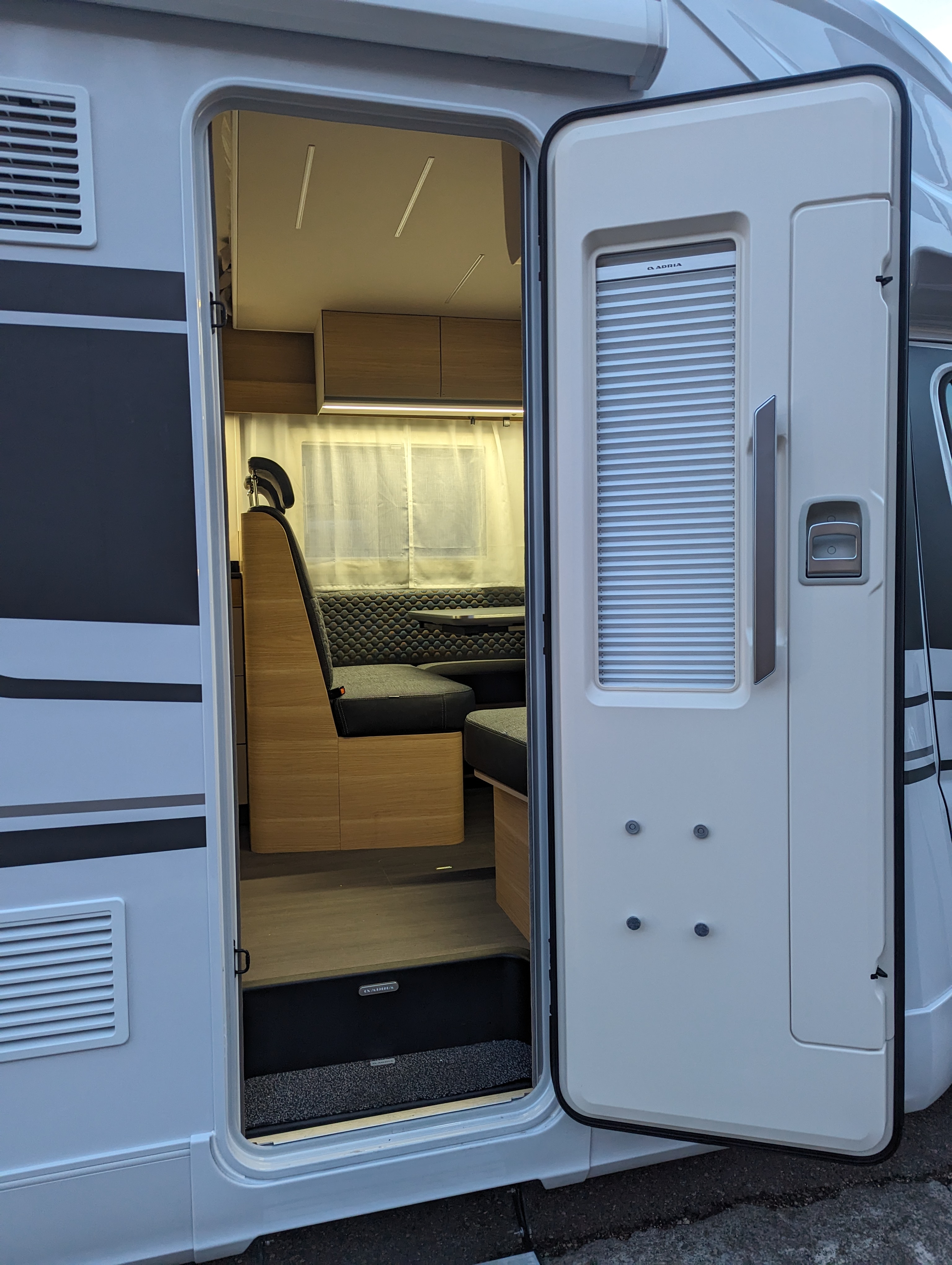 Camper mieten: ADRIA Matrix Axess