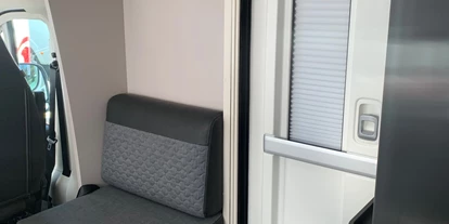 Caravandealer - Baden-Württemberg - Wohnmobile Röder ADRIA Coral XL 660 SL