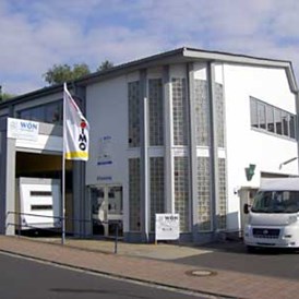 Wohnmobilhändler: Firmengebäude - WÖN-Caravaning GmbH & Co. KG