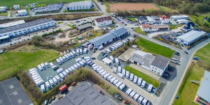Wohnwagenhändler - Markenvertretung: Bürstner - Marnet Freizeitmobile und Immobilien GmbH // Gude Camper®