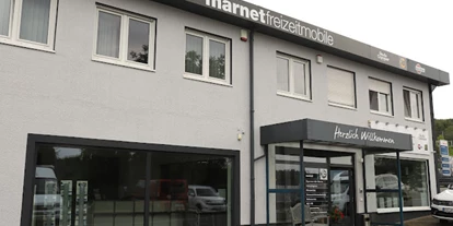 Wohnwagenhändler - Markenvertretung: Bürstner - Marnet Freizeitmobile und Immobilien GmbH // Gude Camper®