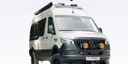 Caravan dealer - geeignet für: Pärchen - Booking Detail: 
https://camperforyou.rentingforce.net/de_DE/booker/show/objectGroup/11382?portal%5Bplugin%5D=1686
Model	Rhön Camp - The Force
Seats	4 
Sleeping places	2 
maximum weight allowed	4.20 t 
Gearbox	Automatic 
Vehicle length	5.99 m 
trailer hitch	Yes 
toilet	Yes 
Outdoor shower / wet room	wet room 
 - Camperforyou GmbH