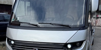 Caravan dealer - Unfallinstandsetzung - Germany - Bestandsfahrzeug - Reisemobil-Makler.de