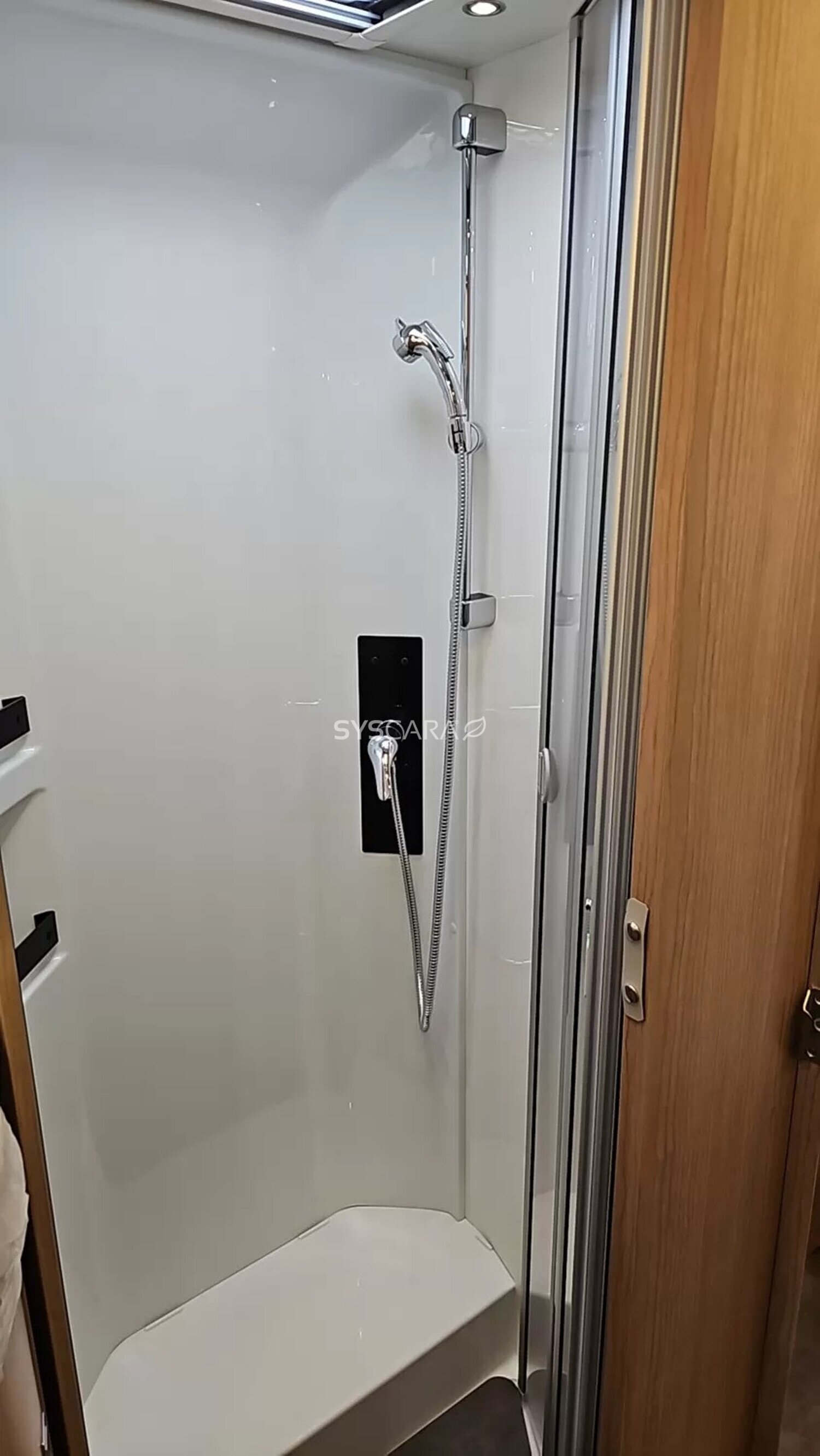 Wohnmobilhändler: Reisemobil-Makler.de GmbH