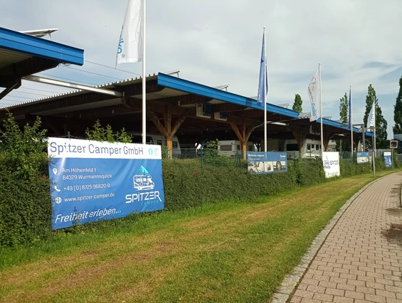 Wohnmobilhändler: Außeansicht - Dominik Spitzer