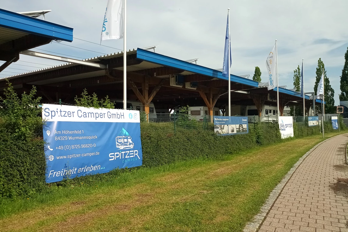 Wohnmobilhändler: Außeansicht - Dominik Spitzer