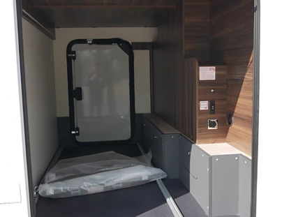 Caravan dealer - Thüringen Süd - Freizeitfahrzeuge-Teichmann LAIKA Ecovip L 2009 Automatik Neufahrzeug sofort verfügbar
