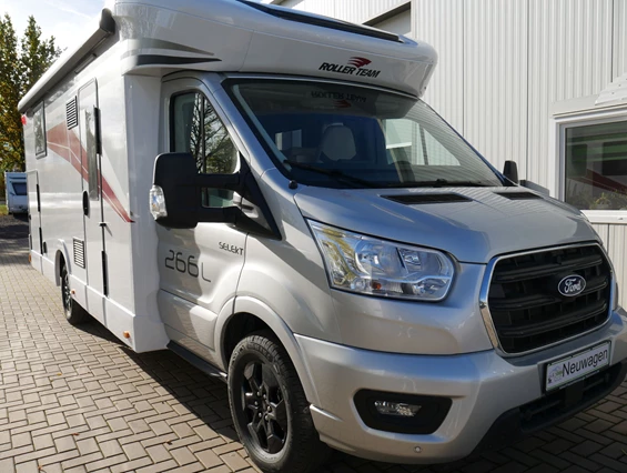 Wohnmobil-Verkauf: Wohnmobil Roller Team Kronos 266 TL mit Hubbett Neufahrzeug Automatik sofort verfügbar