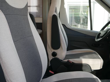 Wohnmobil-Verkauf: Wohnmobil Roller Team Kronos 266 TL mit Hubbett Neufahrzeug Automatik sofort verfügbar