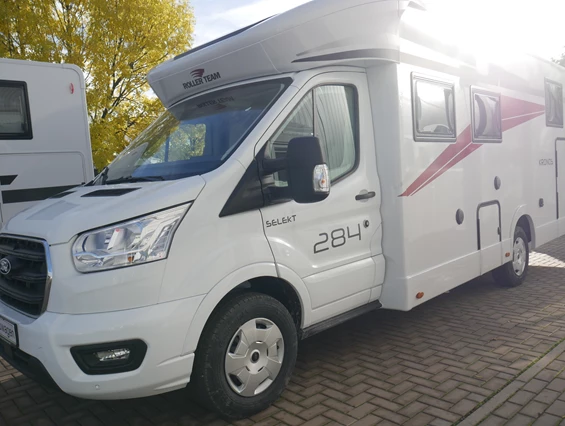 Wohnmobil-Verkauf: Wohnmobil Roller Team Kronos 284 TL mit Hubbett Neufahrzeug Automatik sofort verfügbar