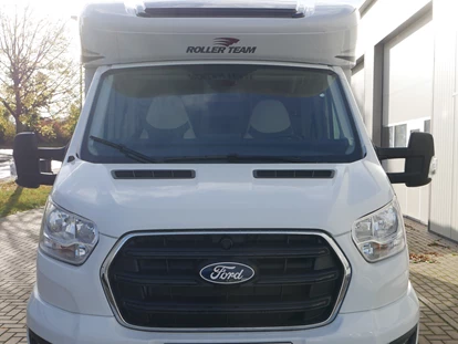 Caravan dealer - Thüringen Süd - Freizeitfahrzeuge-Teichmann Wohnmobil Roller Team Kronos 284 TL mit Hubbett Neufahrzeug Automatik sofort verfügbar