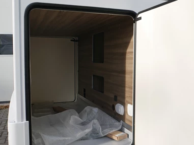 Wohnmobil-Verkauf: Wohnmobil Roller Team Kronos 284 TL mit Hubbett Neufahrzeug Automatik sofort verfügbar
