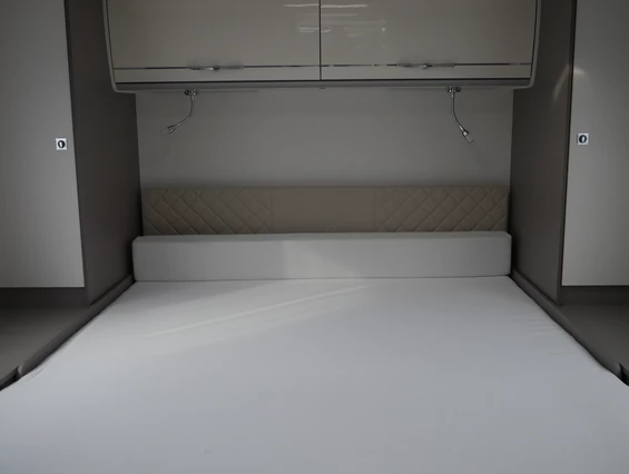 Wohnmobil-Verkauf: Wohnmobil Etrusco T 7400 QBC -Queensbett- Automatik 180 PS, Hubbett Gebrauchtfahrzeug