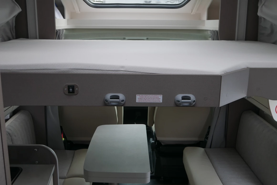 Wohnmobil-Verkauf: Wohnmobil Etrusco T 7400 QBC -Queensbett- Automatik 180 PS, Hubbett Gebrauchtfahrzeug