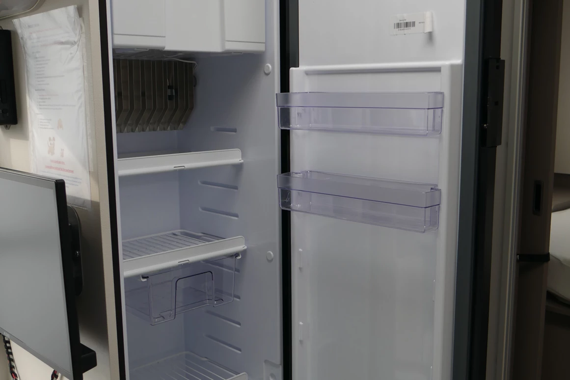 Wohnmobil-Verkauf: Wohnmobil Etrusco T 7400 QBC -Queensbett- Automatik 180 PS, Hubbett Gebrauchtfahrzeug