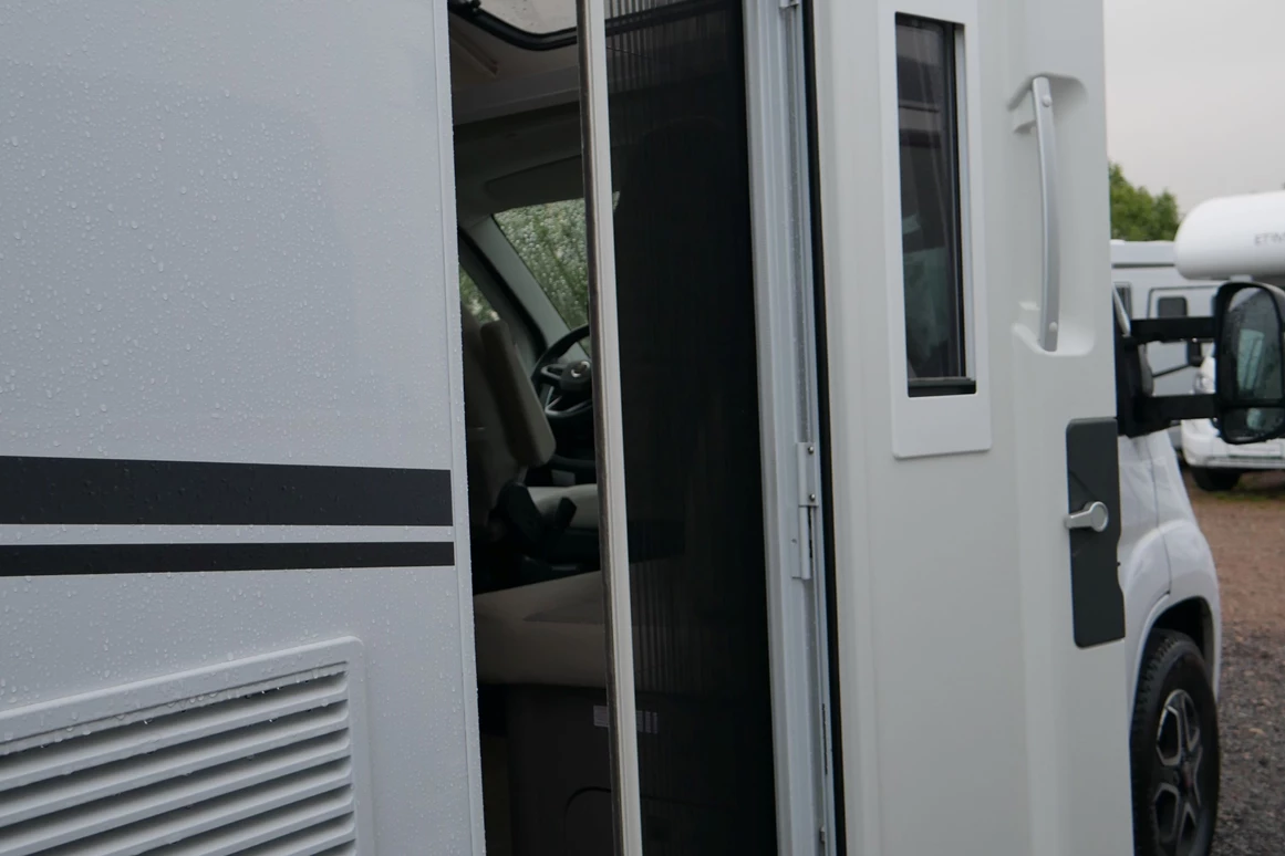 Wohnmobil-Verkauf: Wohnmobil Etrusco T 7400 SB Automatik, Klima Aufbau, Sat-TV Gebrauchtfahrzeug