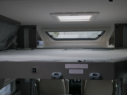 Caravan dealer - Thüringen Süd - Freizeitfahrzeuge-Teichmann Wohnmobil Etrusco T 7400 SB Automatik, Klima Aufbau, Sat-TV Gebrauchtfahrzeug
