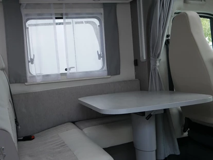 Caravan dealer - Thüringen Süd - Freizeitfahrzeuge-Teichmann Wohnmobil Etrusco T 7400 SB Automatik, Klima Aufbau, Sat-TV Gebrauchtfahrzeug
