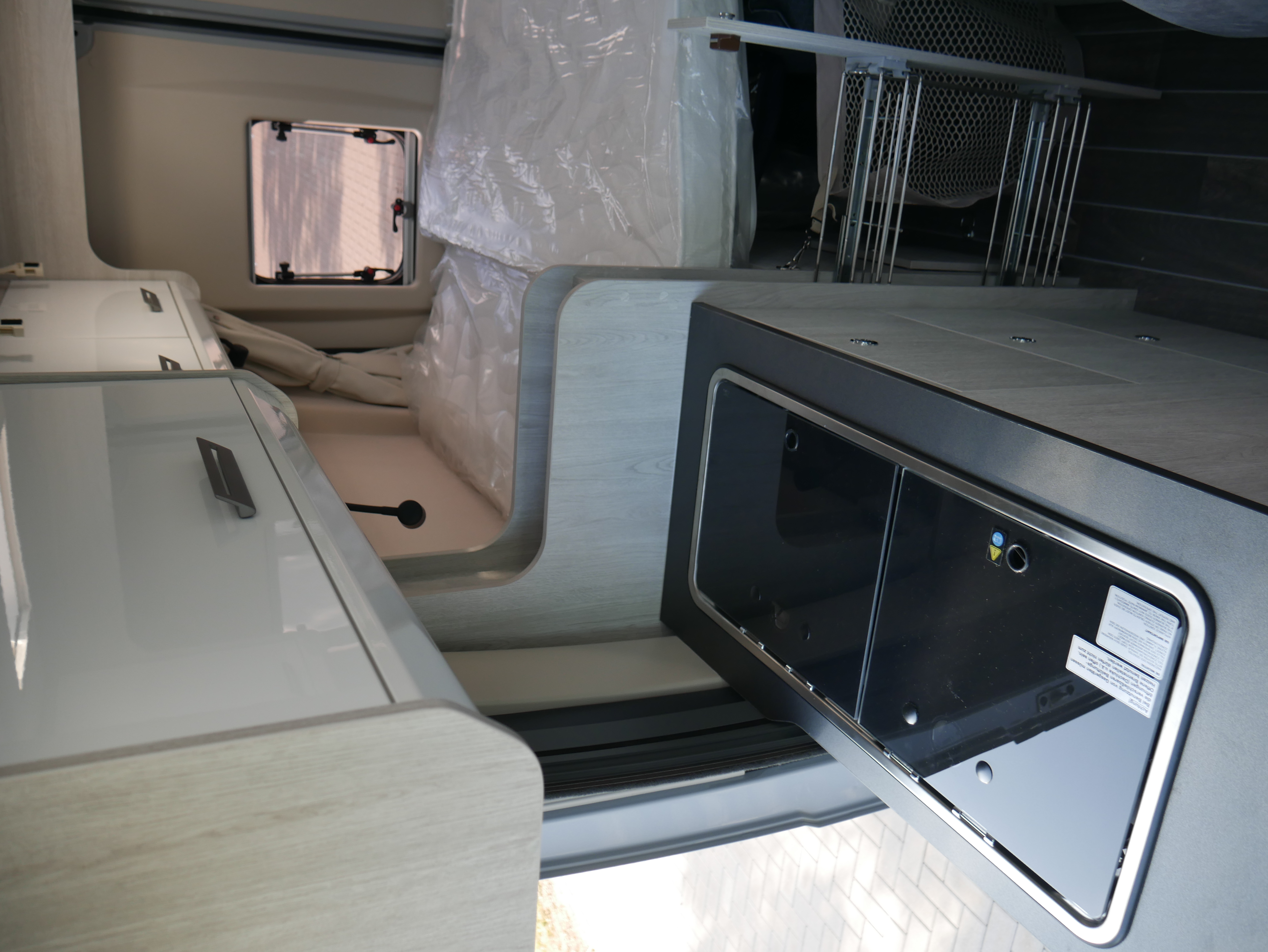 Wohnmobil-Verkauf: Wohnmobil/Kastenwagen Roller Team Livingstone Sport K2 Neufahrzeug Automatik sofort verfügbar