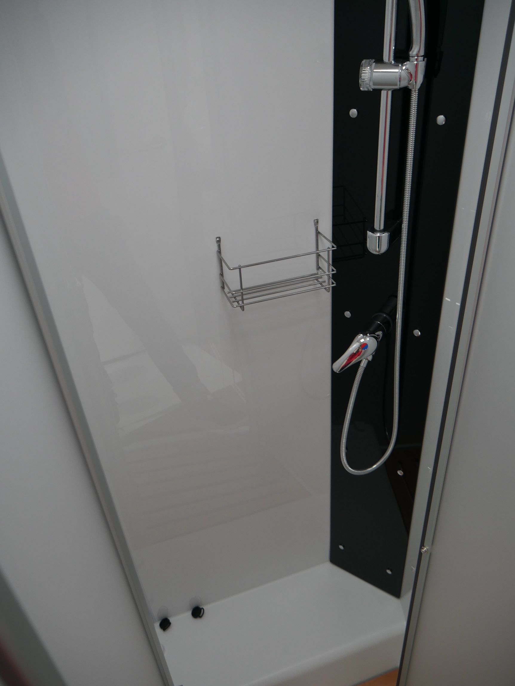 Wohnmobil-Verkauf: Wohnmobil ETRUSCO T 7400 SBC Neufahrzeug Automatikgetriebe Hubbett sofort verfügbar 