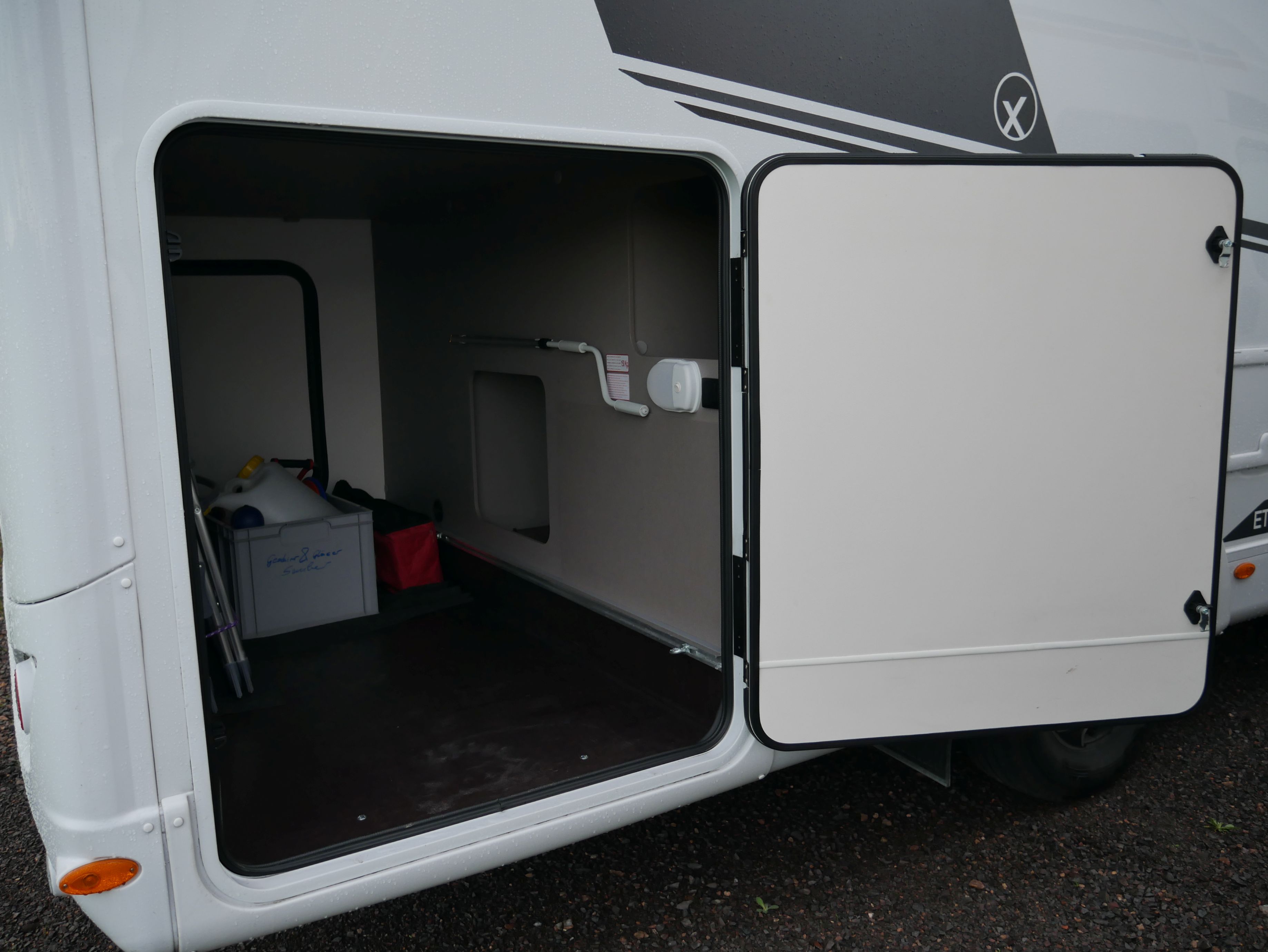 Caravandealer - Freizeitfahrzeuge-Teichmann Wohnmobil Etrusco T 7400 SB Automatik, Klima Aufbau, Sat-TV Gebrauchtfahrzeug sofort verfügbar