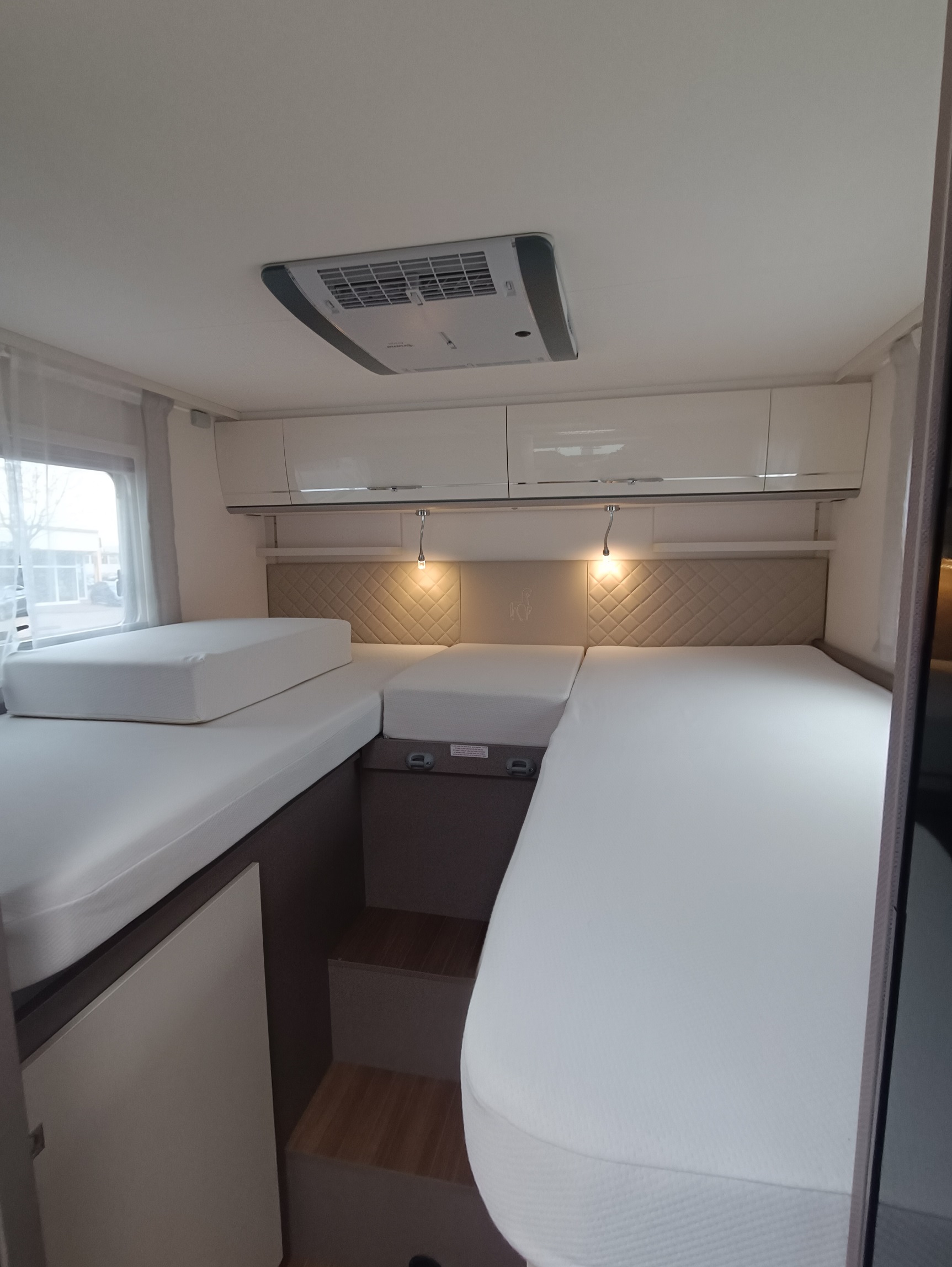 Caravandealer - Freizeitfahrzeuge-Teichmann Wohnmobil Etrusco T 7300 SB Automatik Gebrauchtfahrzeug/ Sat-TV /Klima Aufbau sofort verfügbar