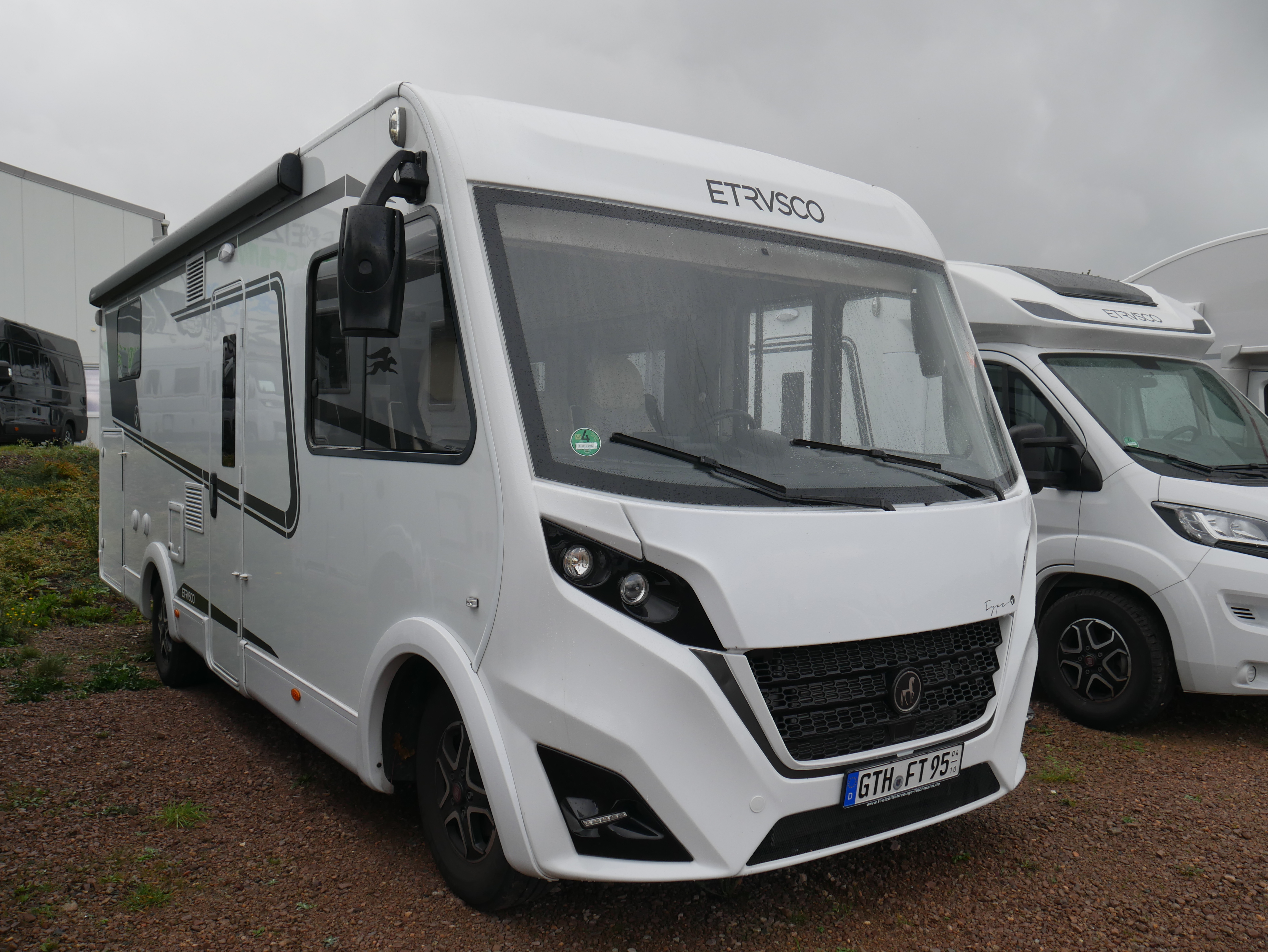 Caravandealer - Freizeitfahrzeuge-Teichmann Wohnmobil Etrusco I 7400 SB AUTOMATIK Klima Aufbau/ Sat-TV / Radio sofort verfügbar