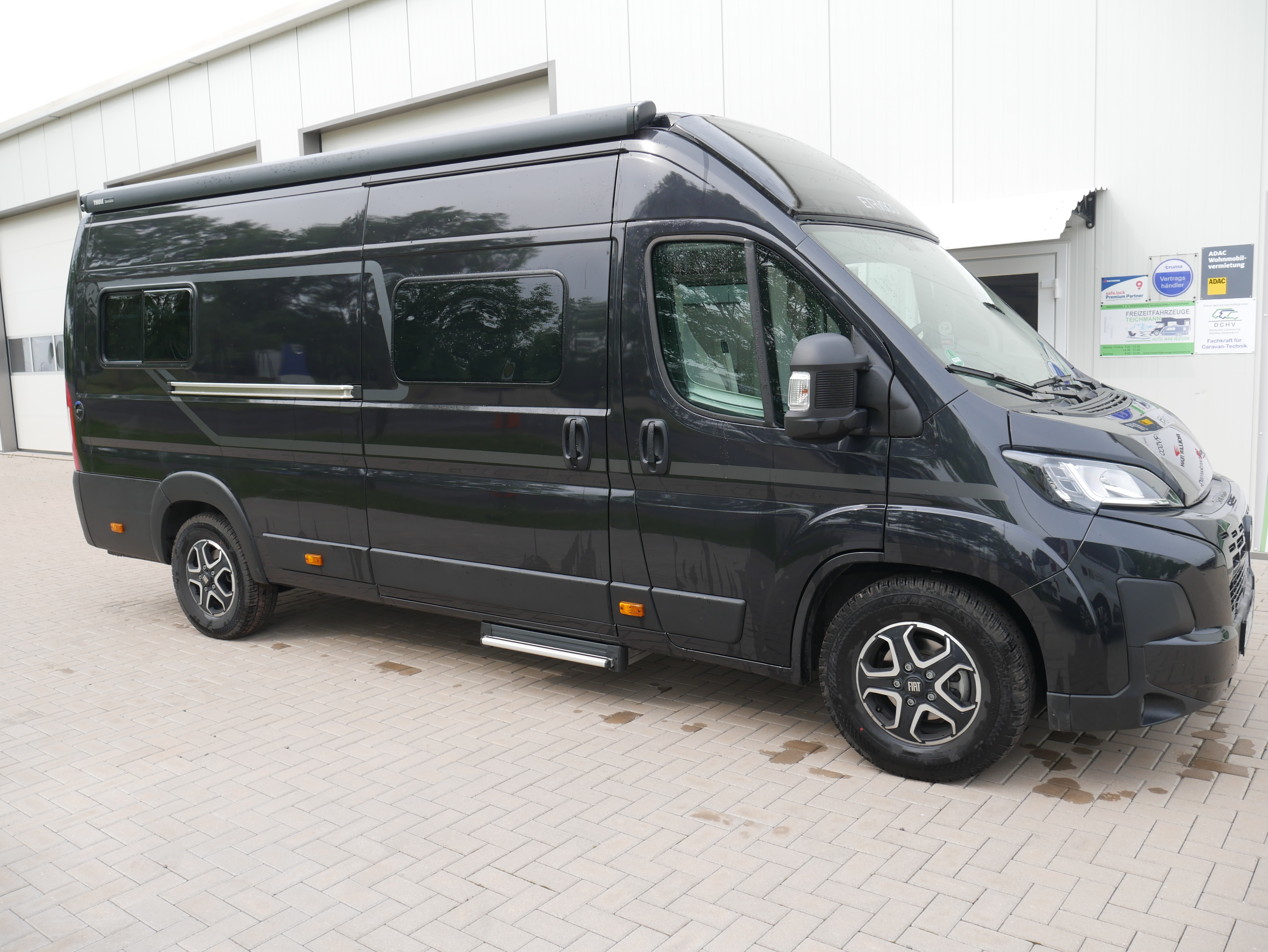 Caravandealer - Freizeitfahrzeuge-Teichmann Wohnmobil/Kastenwagen ETRUSCO CV 640 SB Plus mit Schwenkbad Automatik Gebrauchtfahrzeug sofort verfügbar