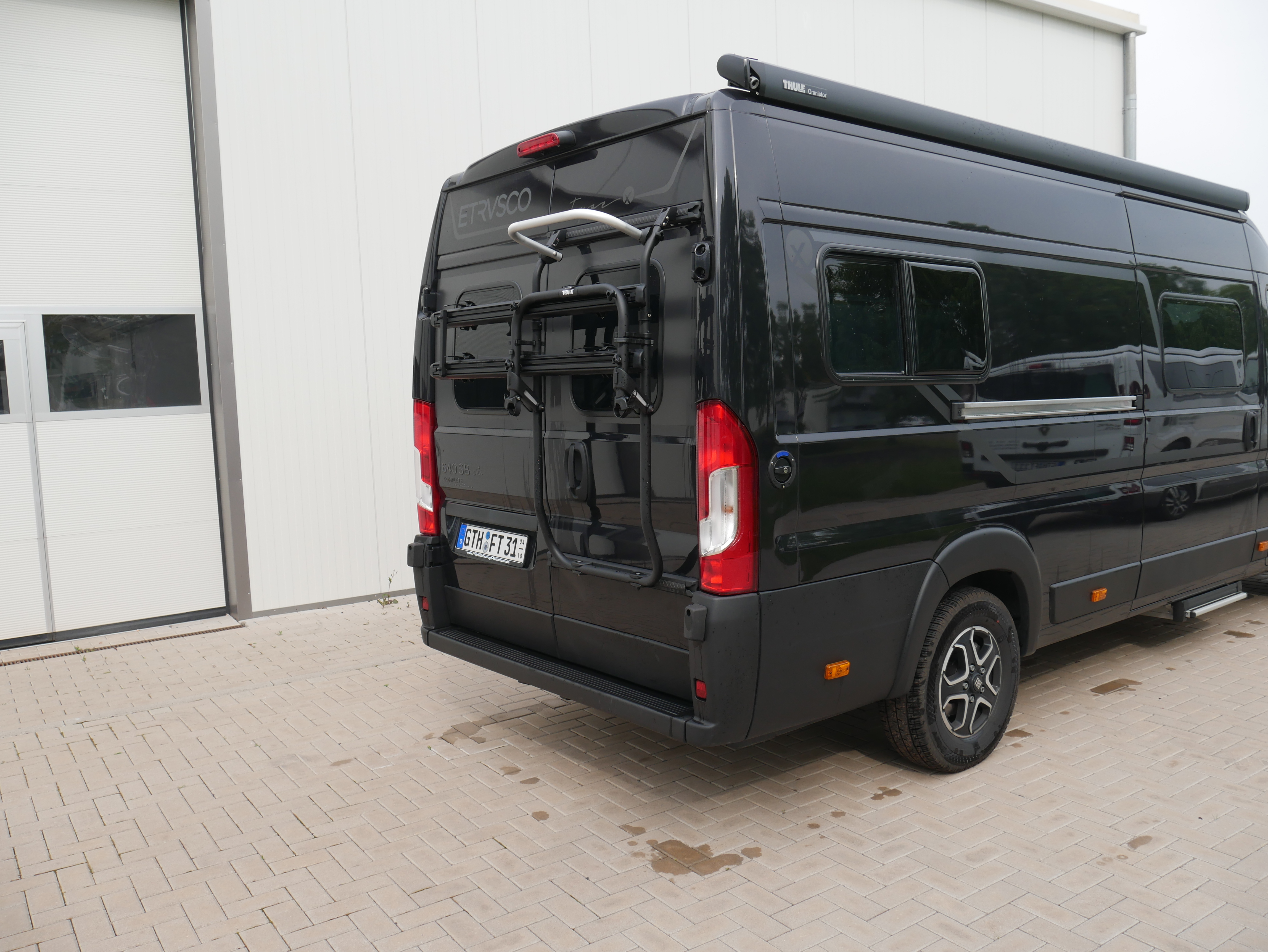 Caravandealer - Freizeitfahrzeuge-Teichmann Wohnmobil/Kastenwagen ETRUSCO CV 640 SB Plus mit Schwenkbad Automatik Gebrauchtfahrzeug sofort verfügbar