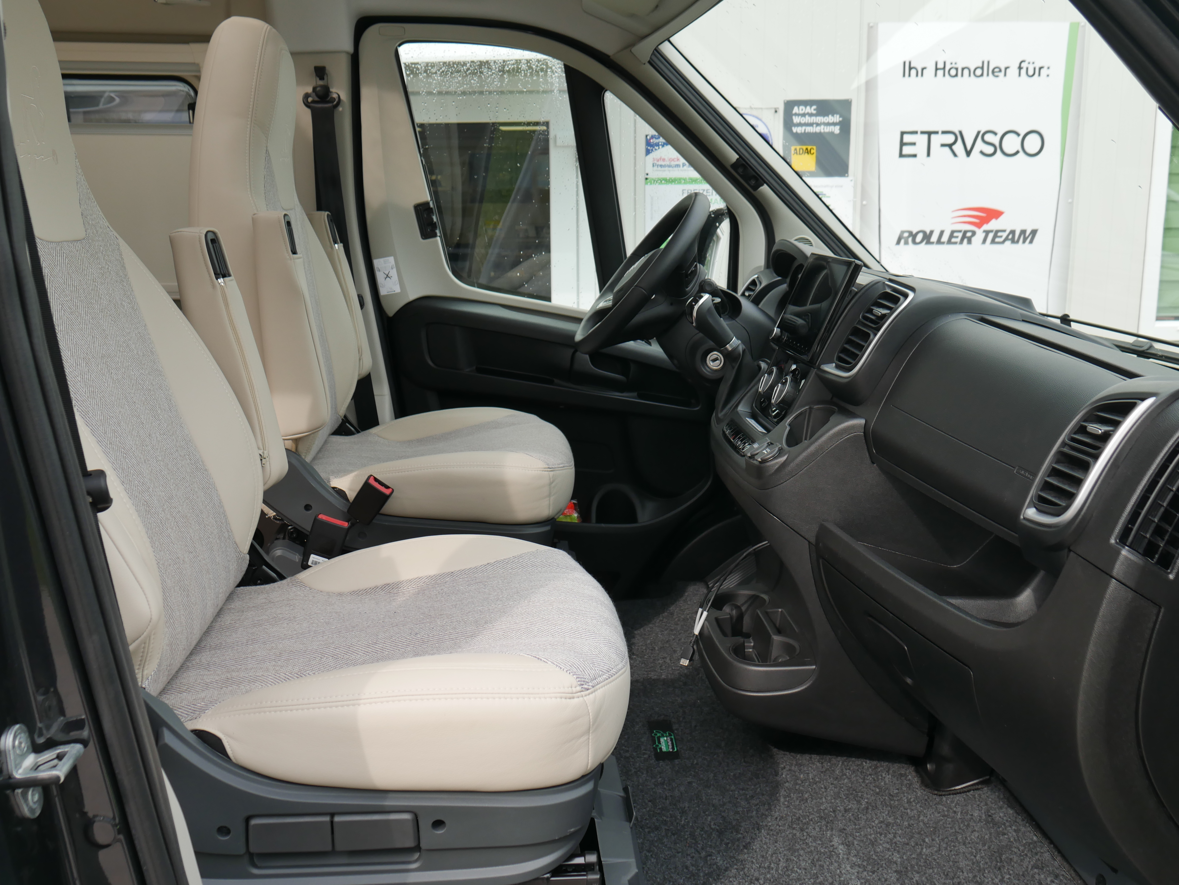 Wohnmobil-Verkauf: Wohnmobil/Kastenwagen ETRUSCO CV 640 SB Plus mit Schwenkbad Automatik Gebrauchtfahrzeug sofort verfügbar