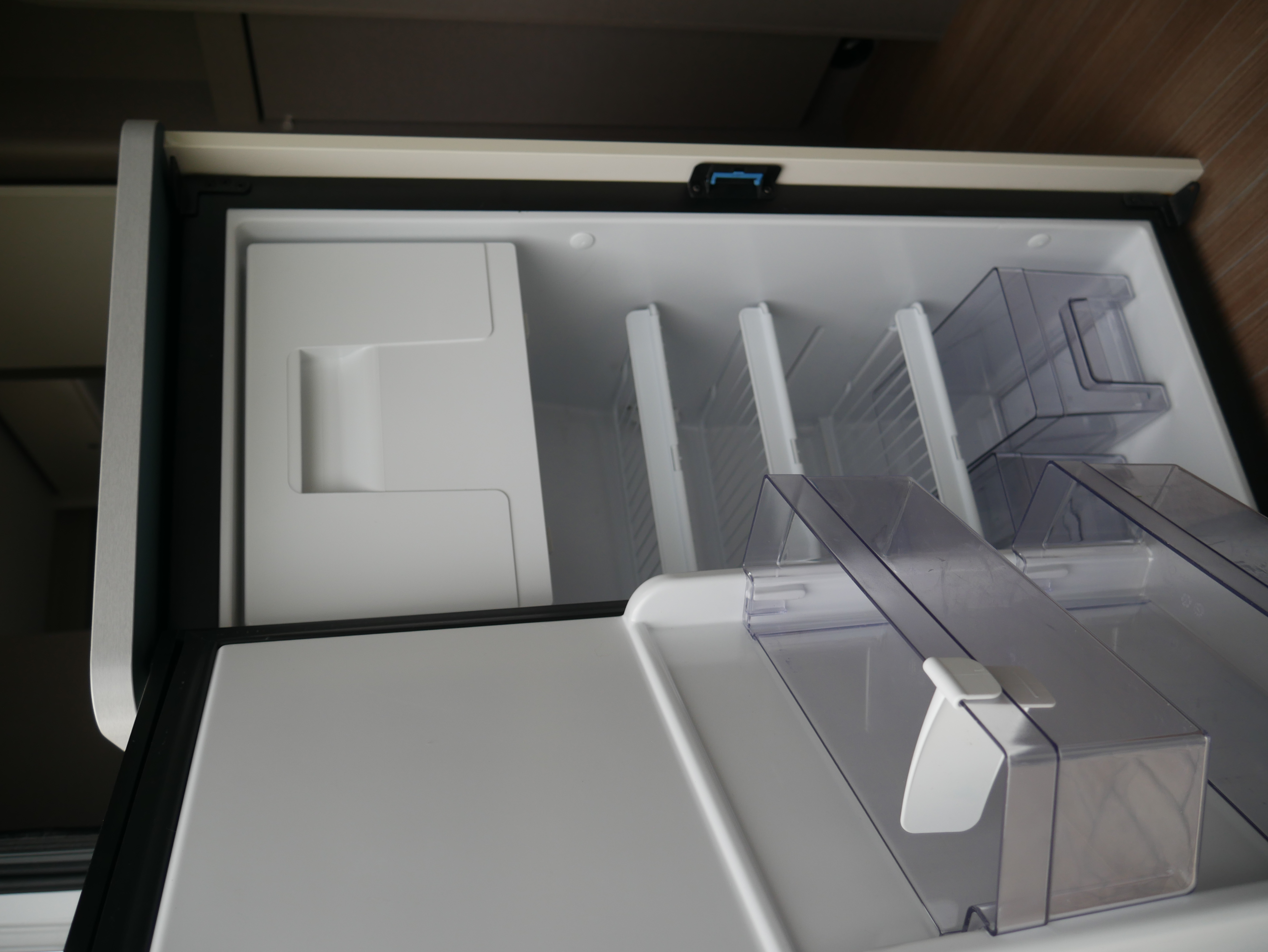 Wohnmobil-Verkauf: Wohnmobil/Kastenwagen ETRUSCO CV 640 PB mit höhenverstellbarem Bett im Heckbereich Gebrauchtfahrzeug sofort verfügbar