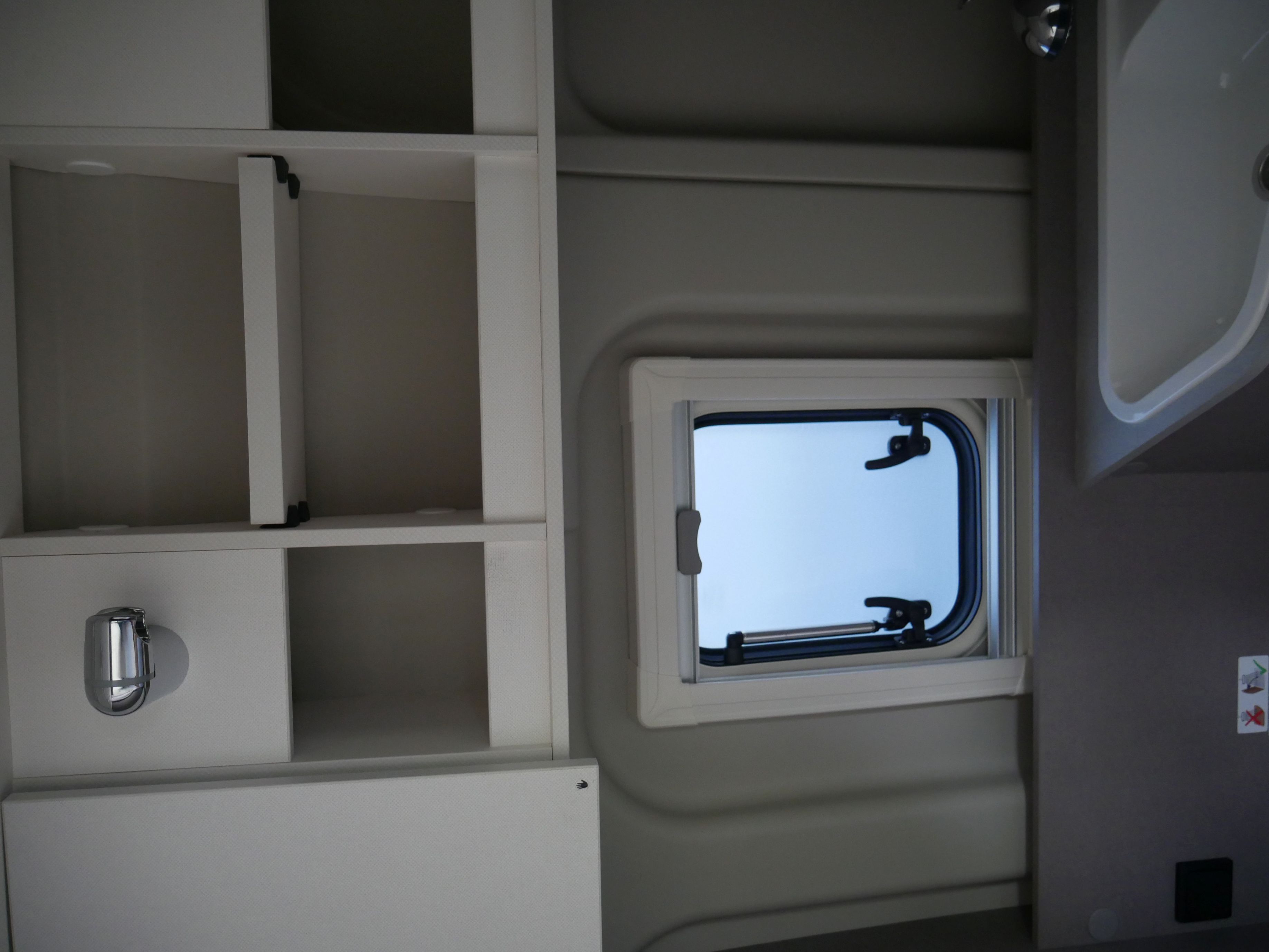 Wohnmobil-Verkauf: Wohnmobil/Kastenwagen Etrusco CV 600 DB mit Schlafdach M+S Alpine Neufahrzeug sofort verfügbar 