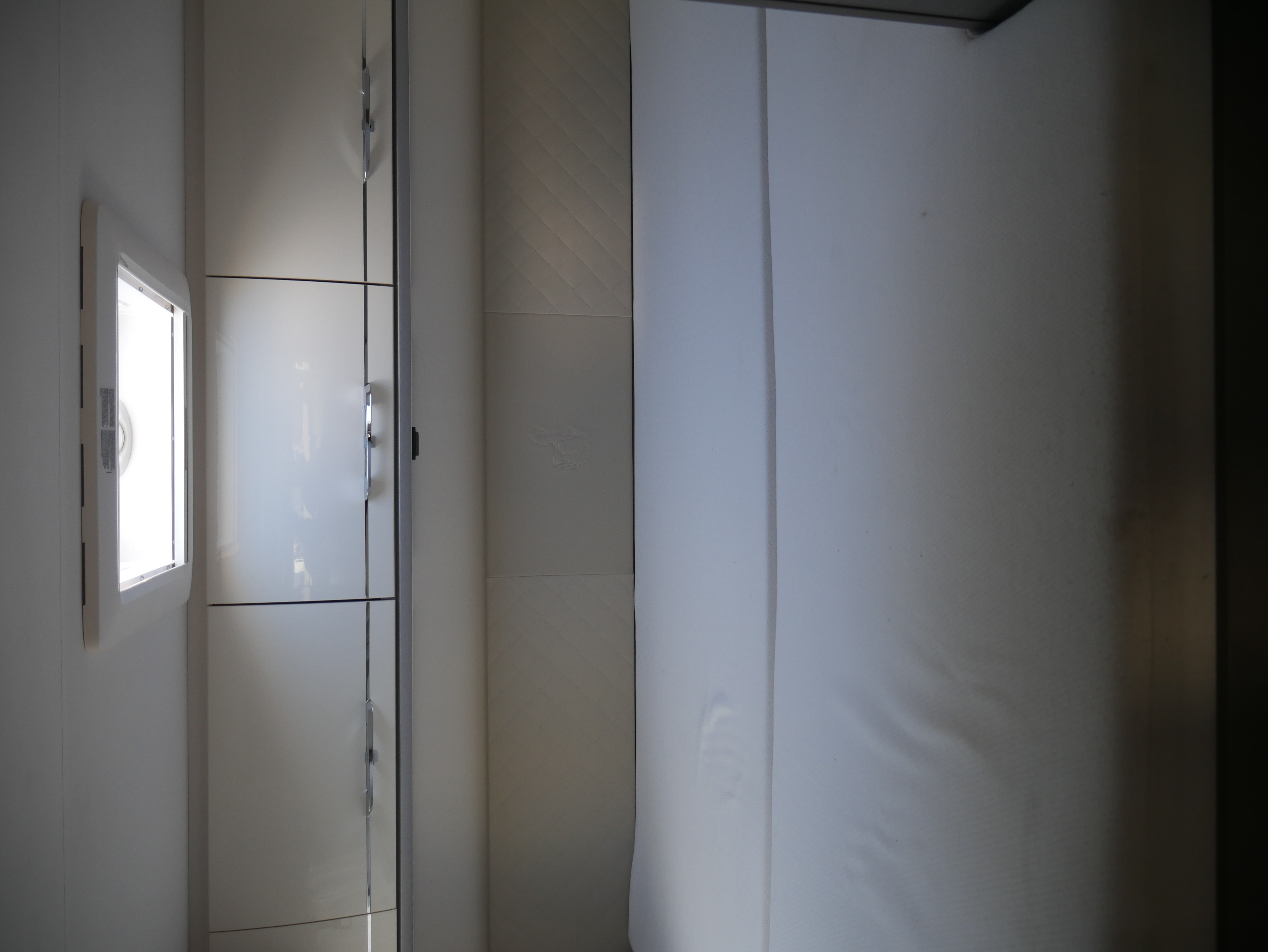 Wohnmobil-Verkauf: Wohnmobil ETRUSCO A 7300 DB Gebrauchtfahrzeug Sat-TV/ Markise/ Multimedia sofort verfügbar