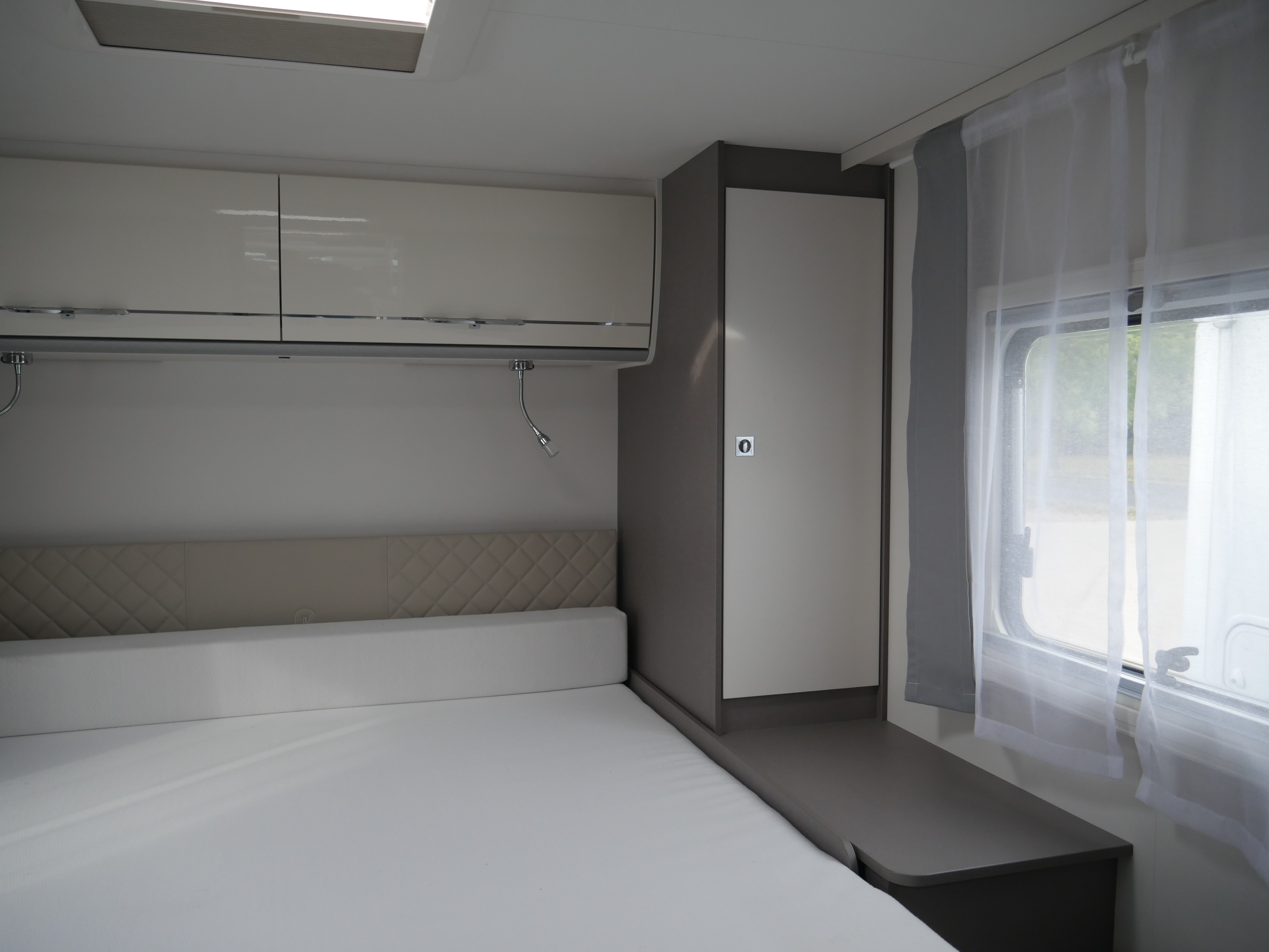 Wohnmobil-Verkauf: Wohnmobil Etrusco T 7400 QBC -Queensbett- Automatik 180 PS, Hubbett, M+S Reifen Alpine, Gebrauchtfahrzeug sofort verfügbar