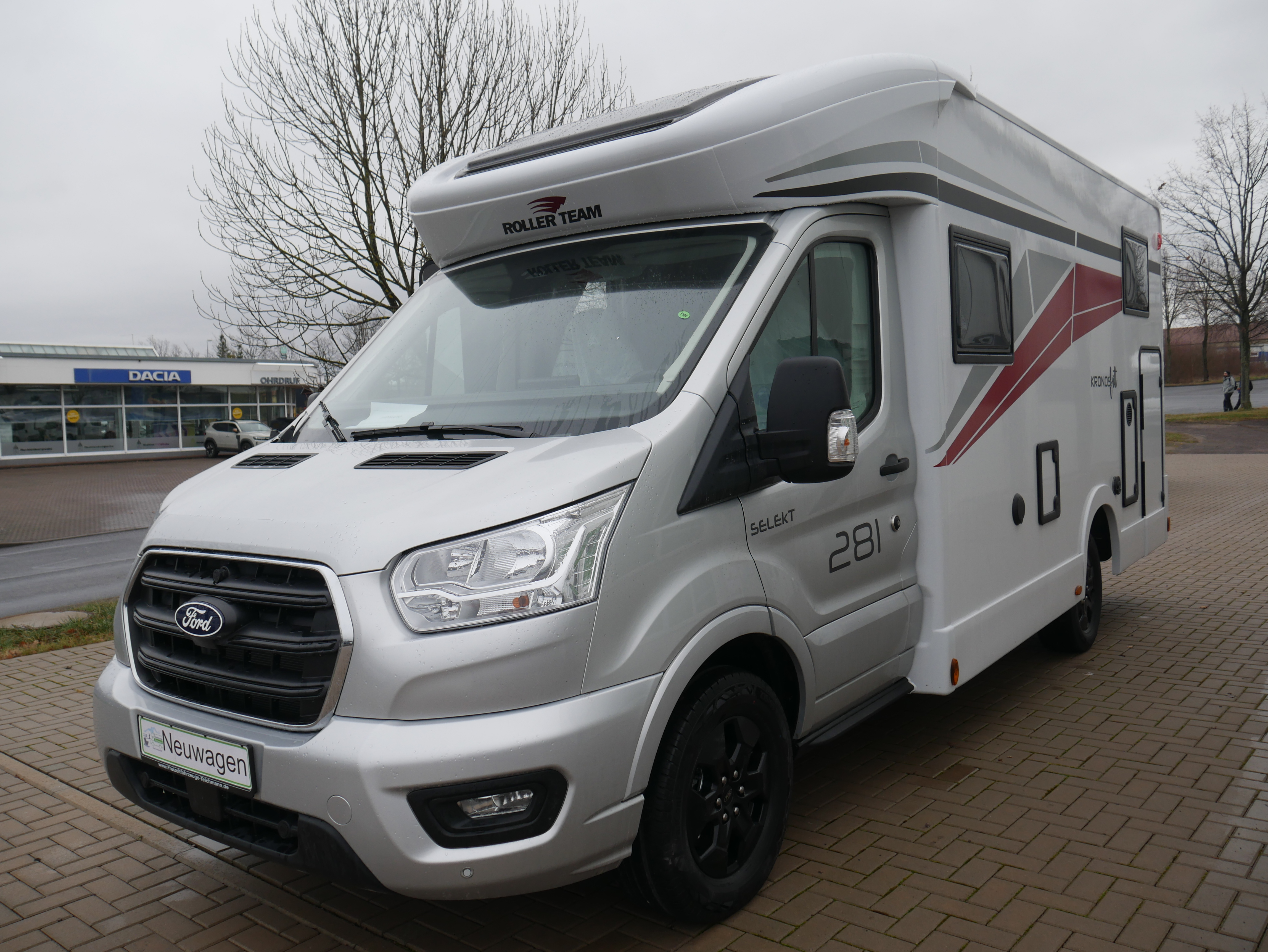 Caravandealer - Thüringen Süd - Freizeitfahrzeuge-Teichmann Wohnmobil Roller Team Kronos Fit 281 TL mit Hubbett Neufahrzeug Automatik demnächst verfügbar