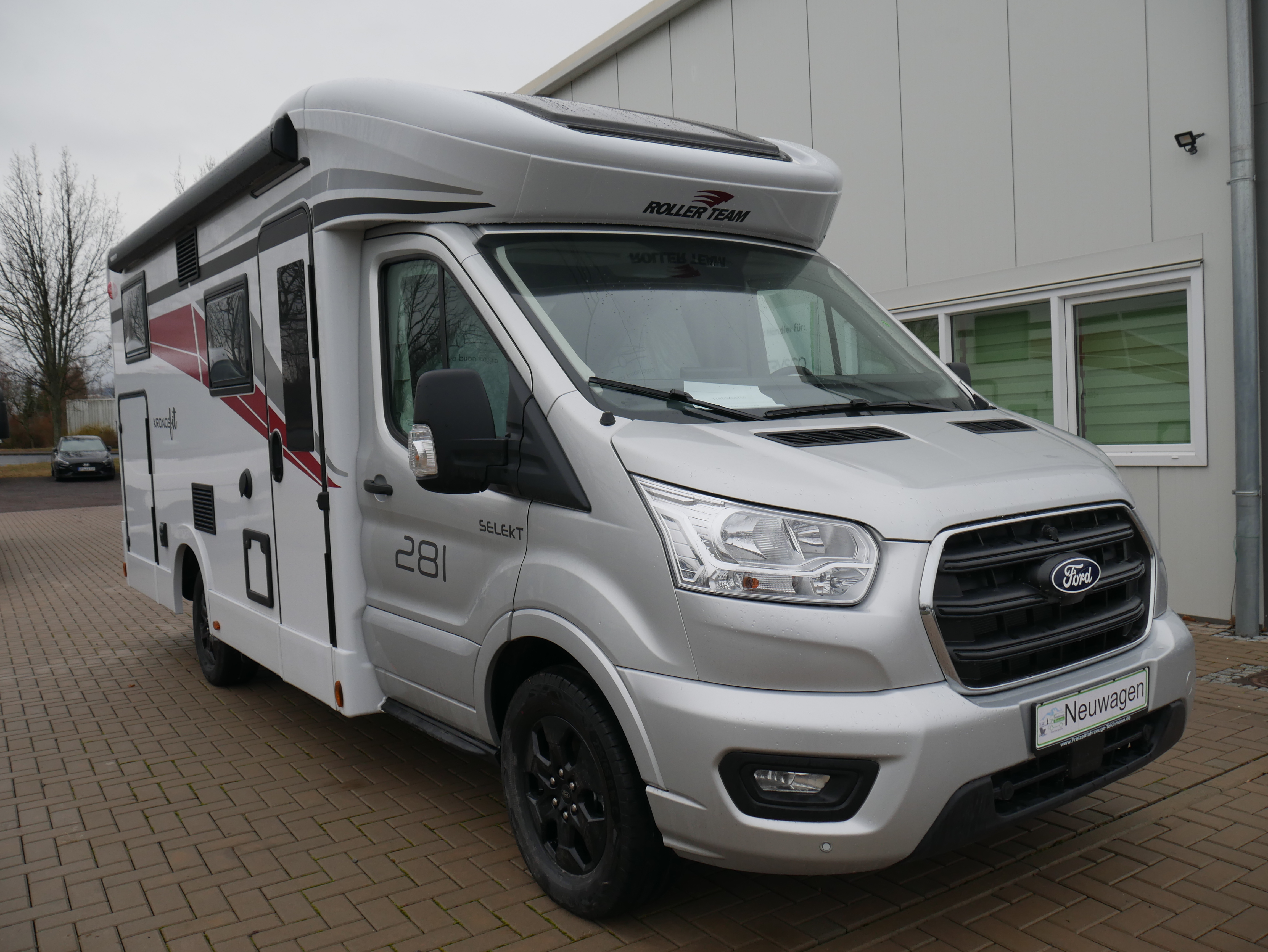 Caravandealer - Thüringen Süd - Freizeitfahrzeuge-Teichmann Wohnmobil Roller Team Kronos Fit 281 TL mit Hubbett Neufahrzeug Automatik demnächst verfügbar
