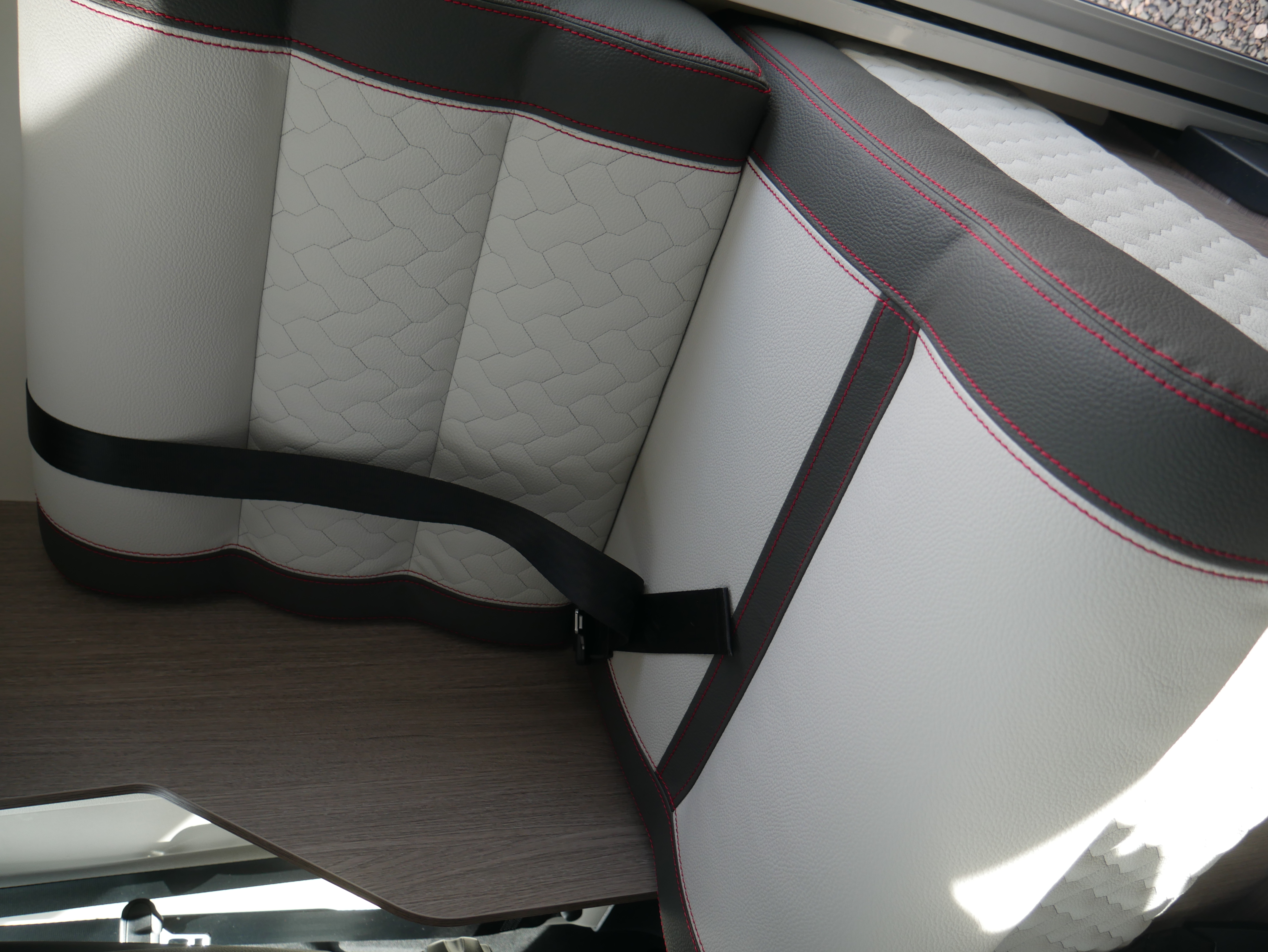 Wohnmobil-Verkauf: Wohnmobil Roller Team Zefiro 266 TL Power Edition Neufahrzeug Automatik 180 PS, 2 x Lithium Batterien, 400 Watt Solar demnächst verfügbar