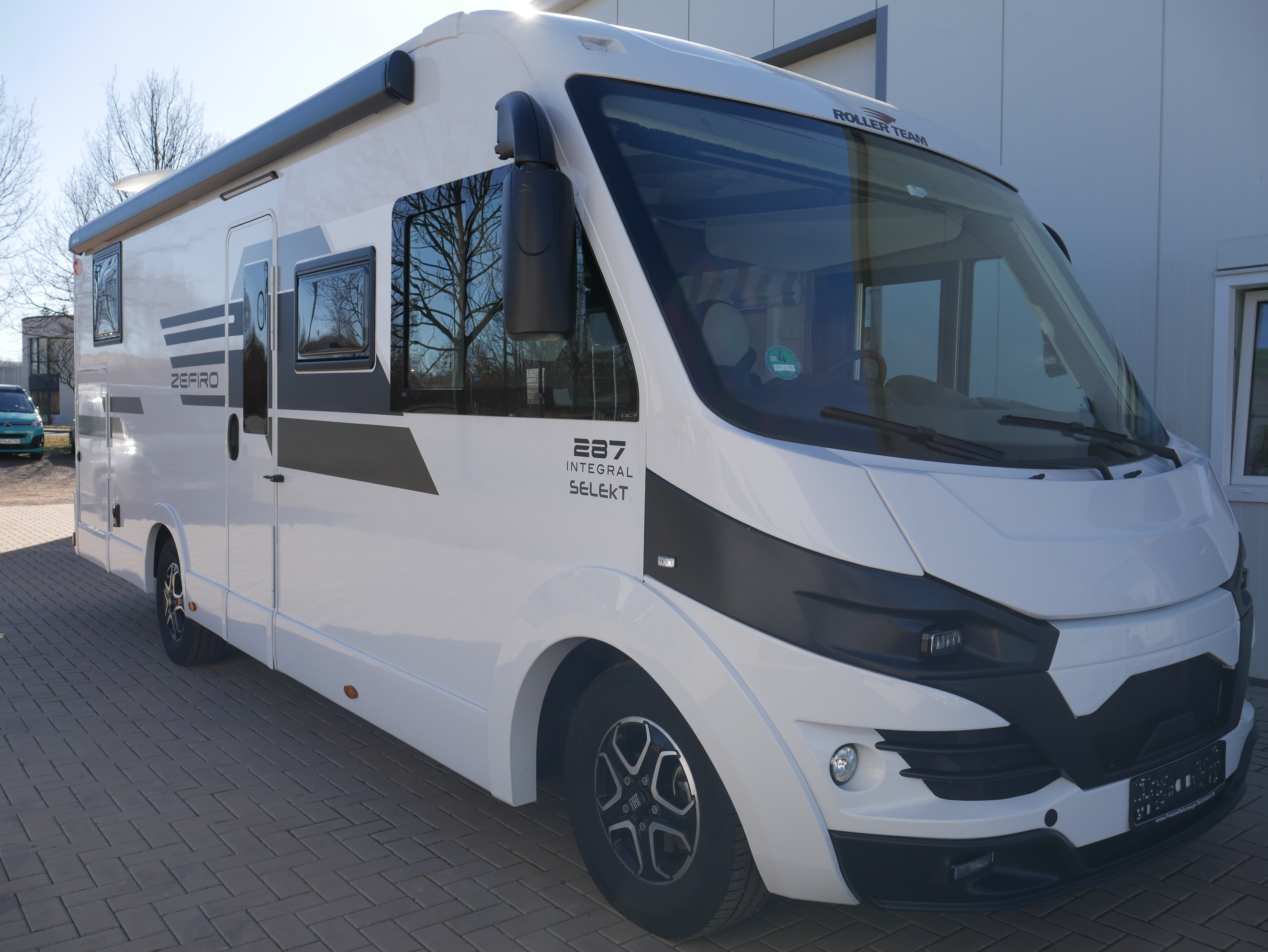 Caravandealer - Thüringen Süd - Freizeitfahrzeuge-Teichmann Wohnmobil Roller Team Zefiro 287 MH Gebrauchtfahrzeug Automatik sofort verfügbar - Face to Face Sitzgruppe !! TOP AUSSTATTUNG !!! 